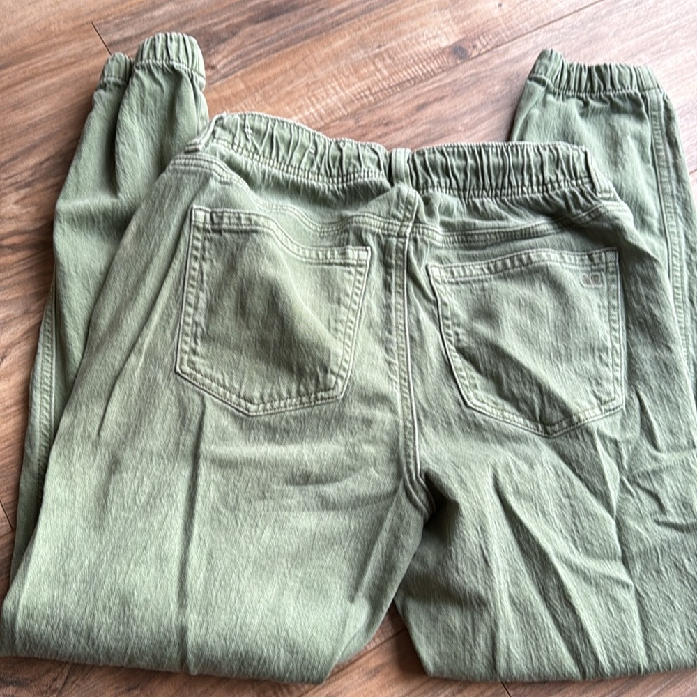 American Eagle Outfitters Green Joggers - Picture 6 of 6